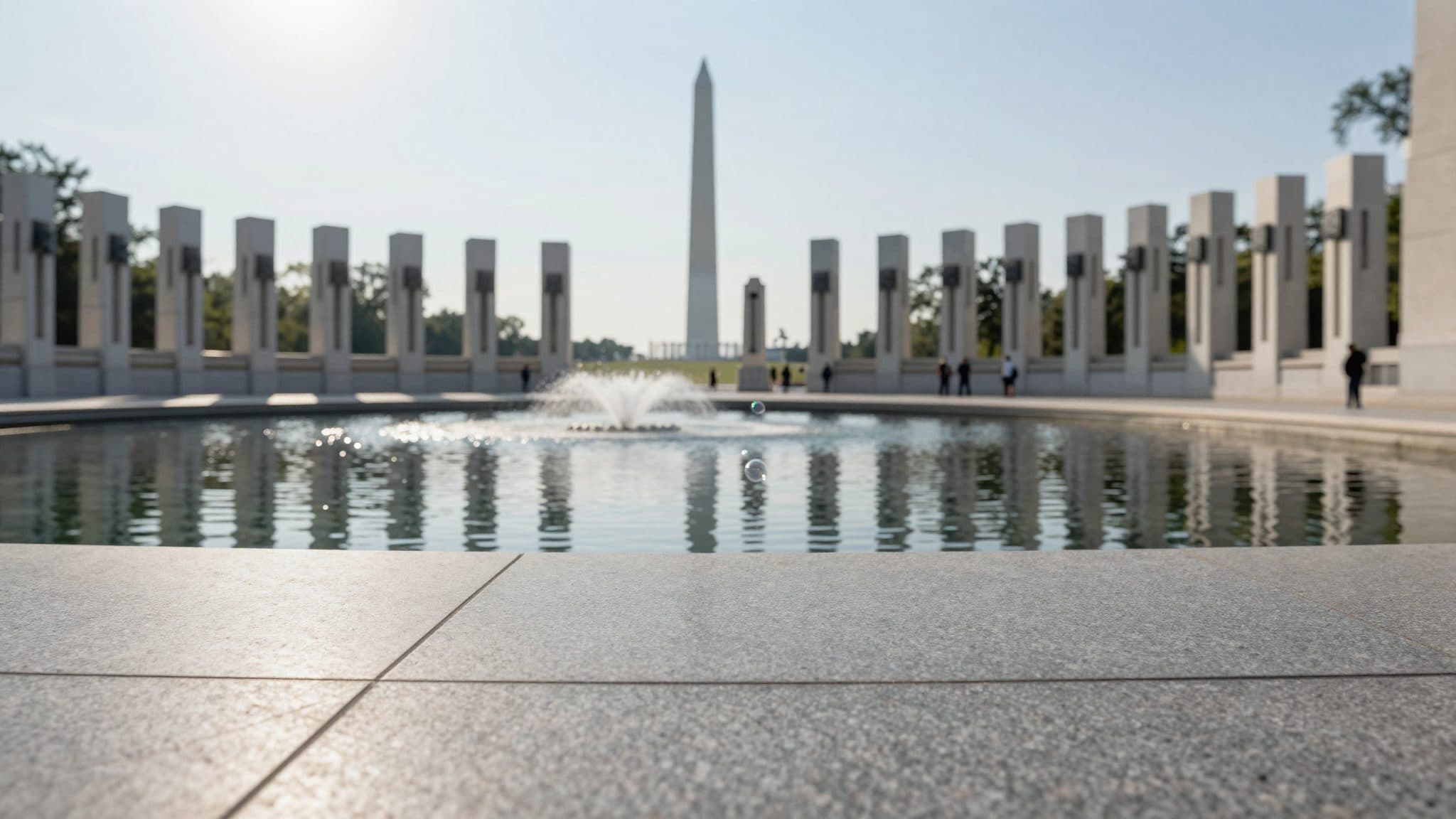 VFW condena vandalismo con grafitis y burbujas de jabón en el Monumento a la Segunda Guerra Mundial
