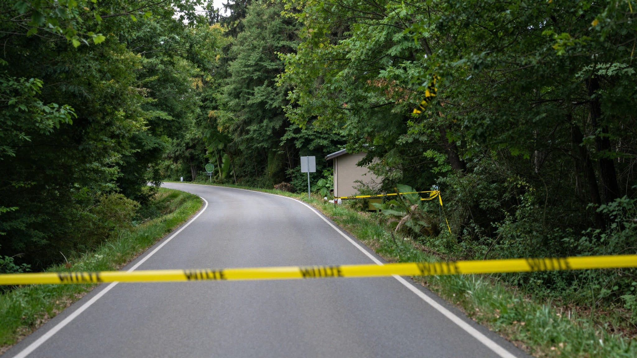 Motociclista de 23 años muere tras colisión con un turismo en el distrito de Mödling