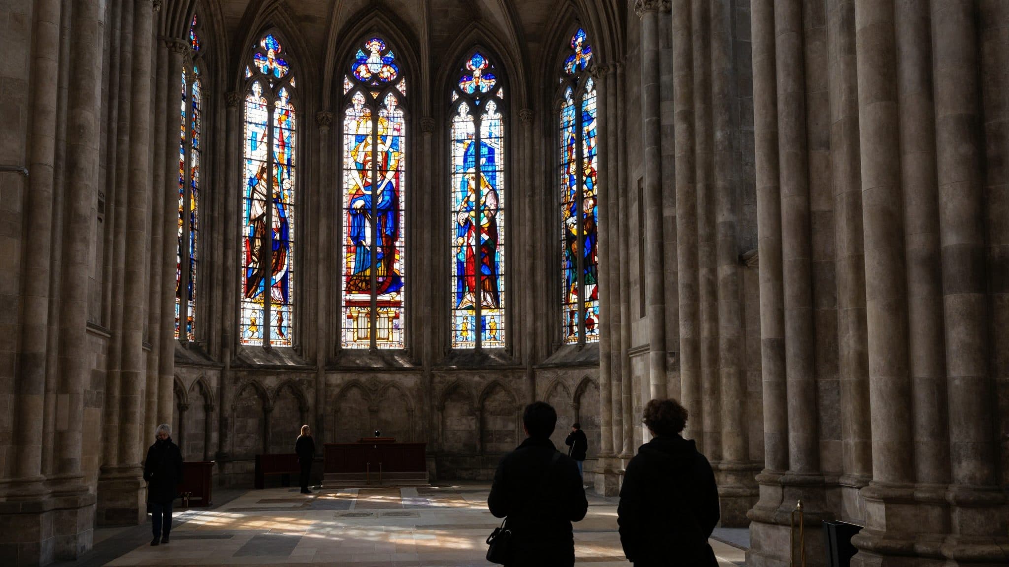 Markus Lüpertz diseña nuevas vidrieras expresivas para la Catedral de Naumburgo