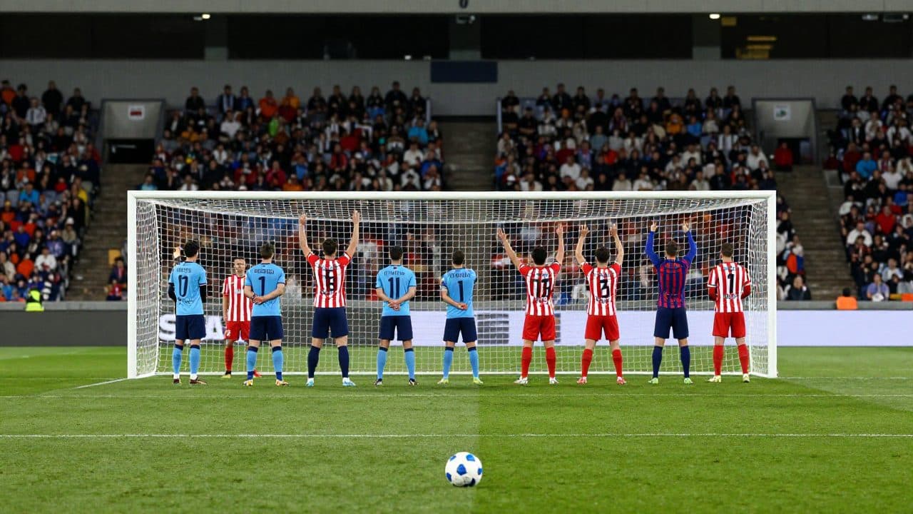 Manchester City vence al Sunderland en un espectacular duelo de goles 5-3 y se mantiene líder de la tabla