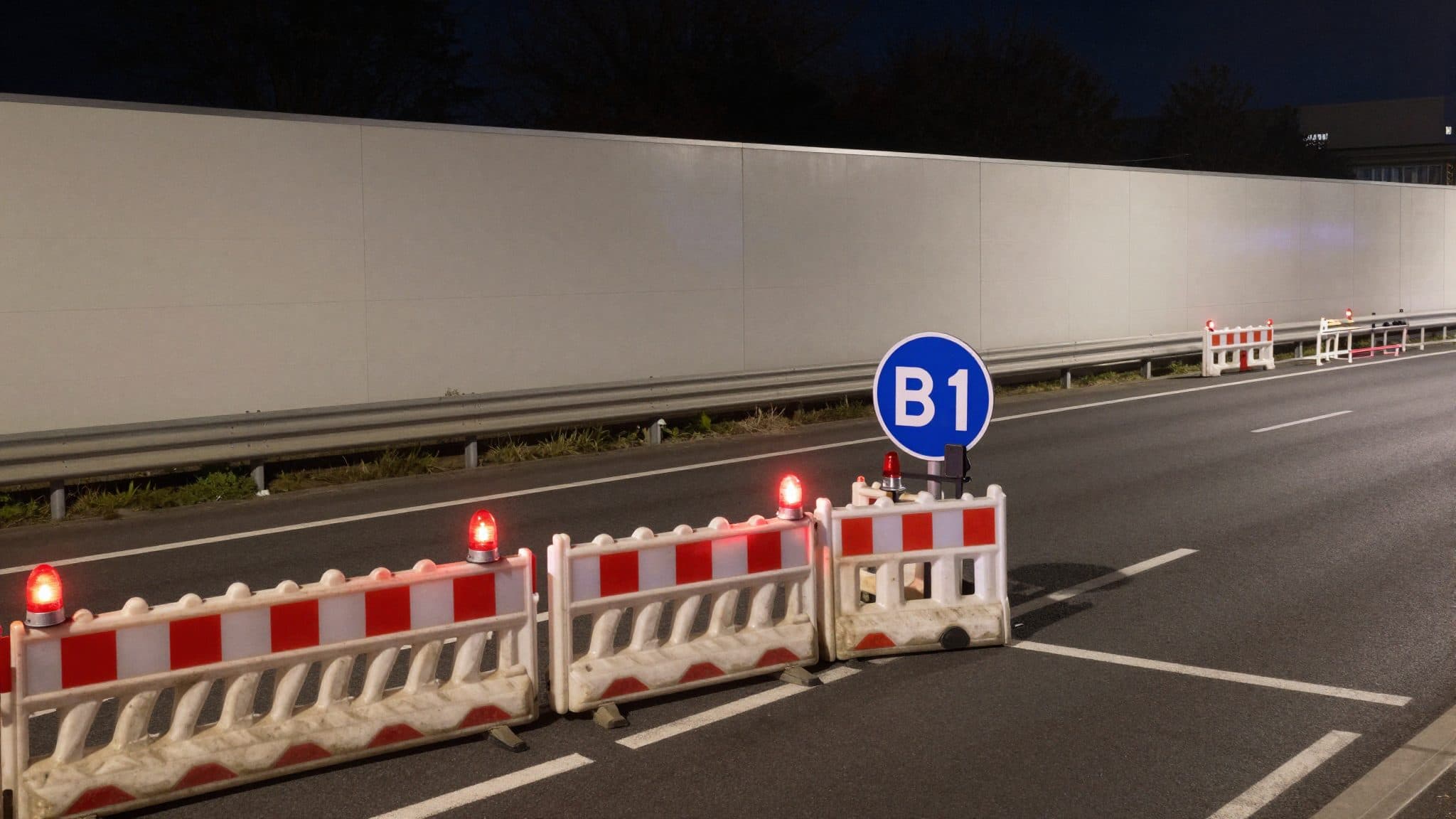 A1 cerca de St. Valentin: cierre total en dirección a Salzburgo por daños en la calzada