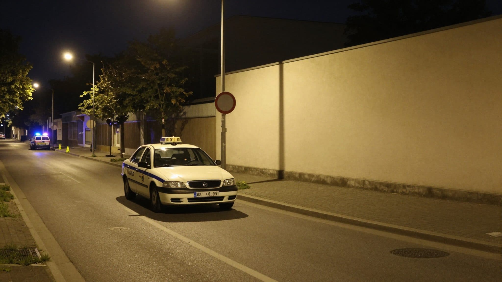 Ataque violento a un taxista de 67 años en Viena-Floridsdorf: la policía busca a los autores