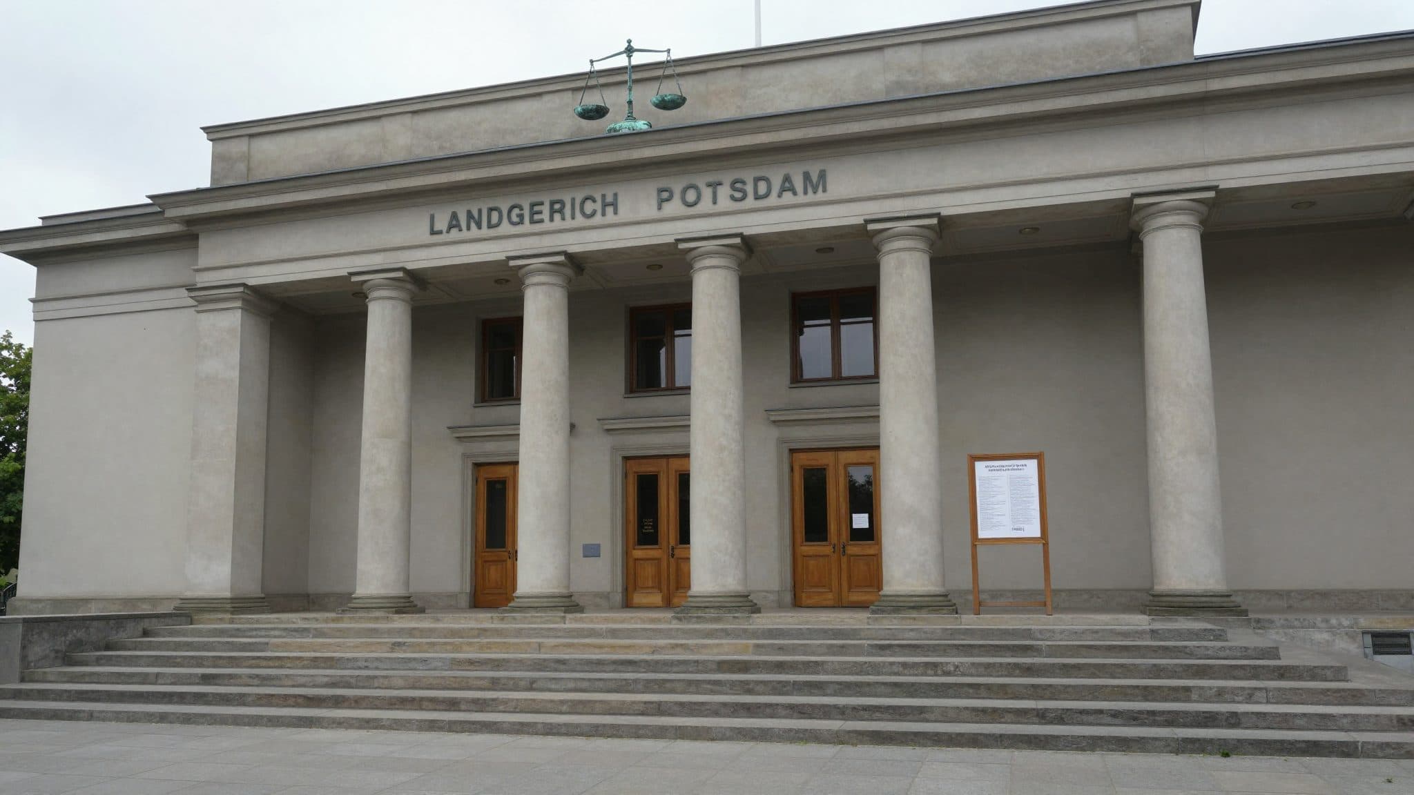 El Tribunal Regional de Potsdam admite la acusación contra un pediatra por sospecha de abuso