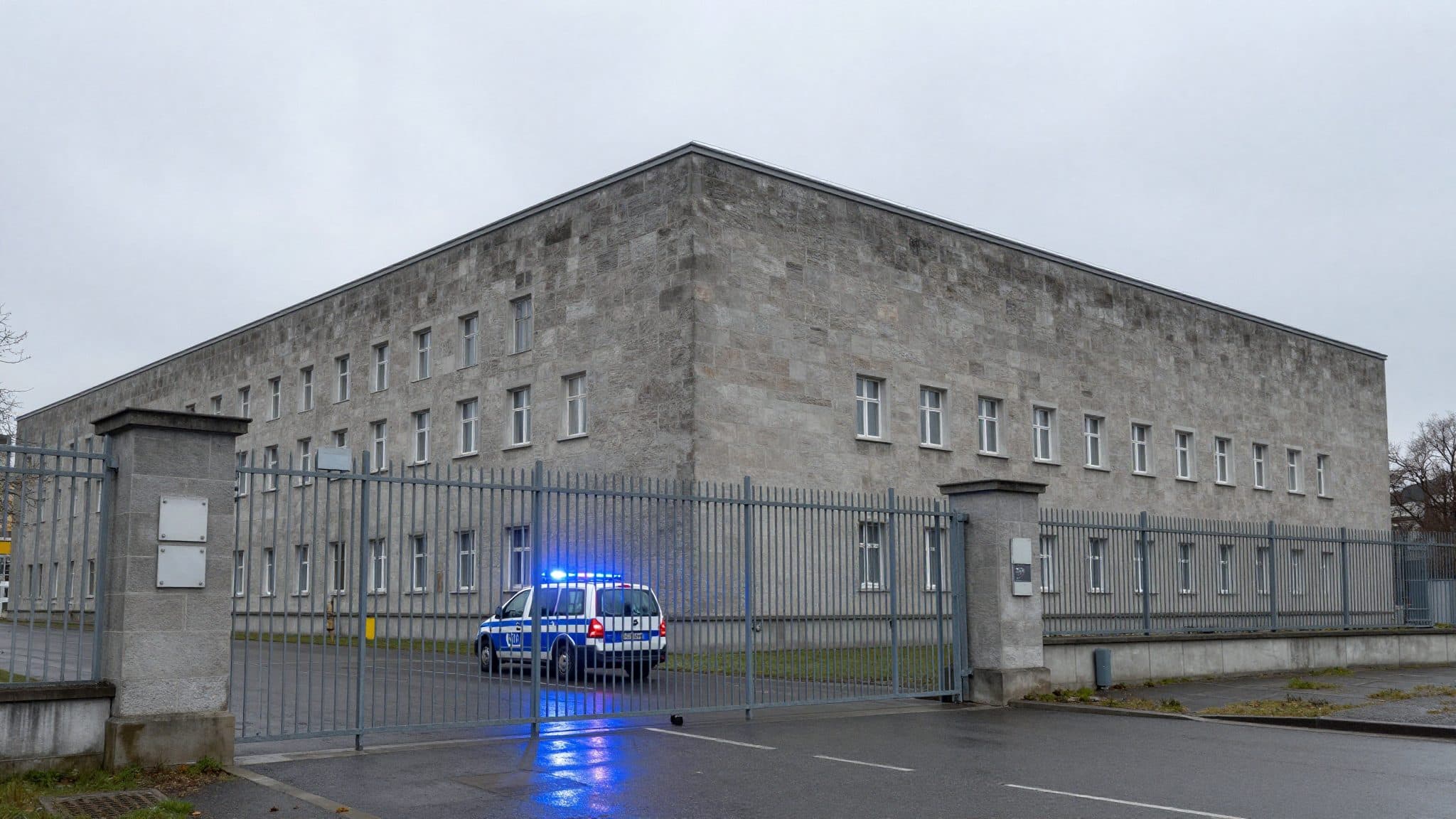 Adolescente de 14 años en prisión preventiva tras robos armados y violencia contra su hermana