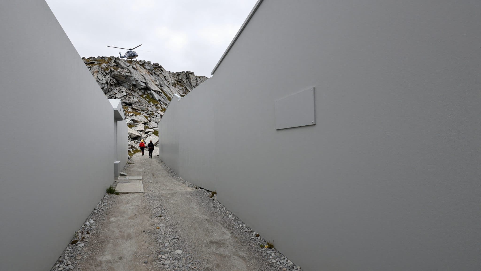 Un Steinbock arremete contra una senderista de 26 años en los Alpes del Trentino y la hace caer 20 metros