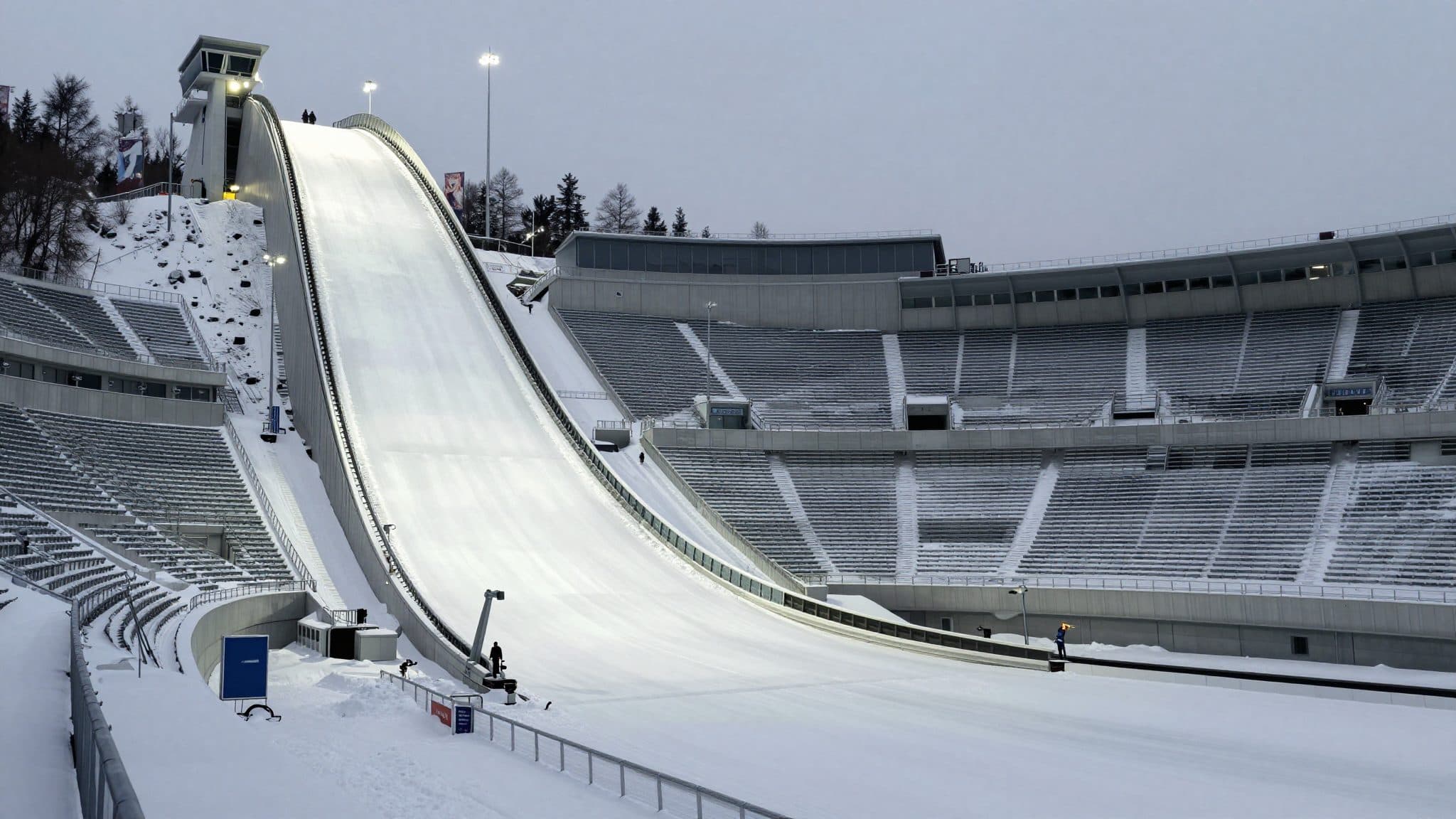 La FIS considera campeonatos mundiales anuales de esquí nórdico