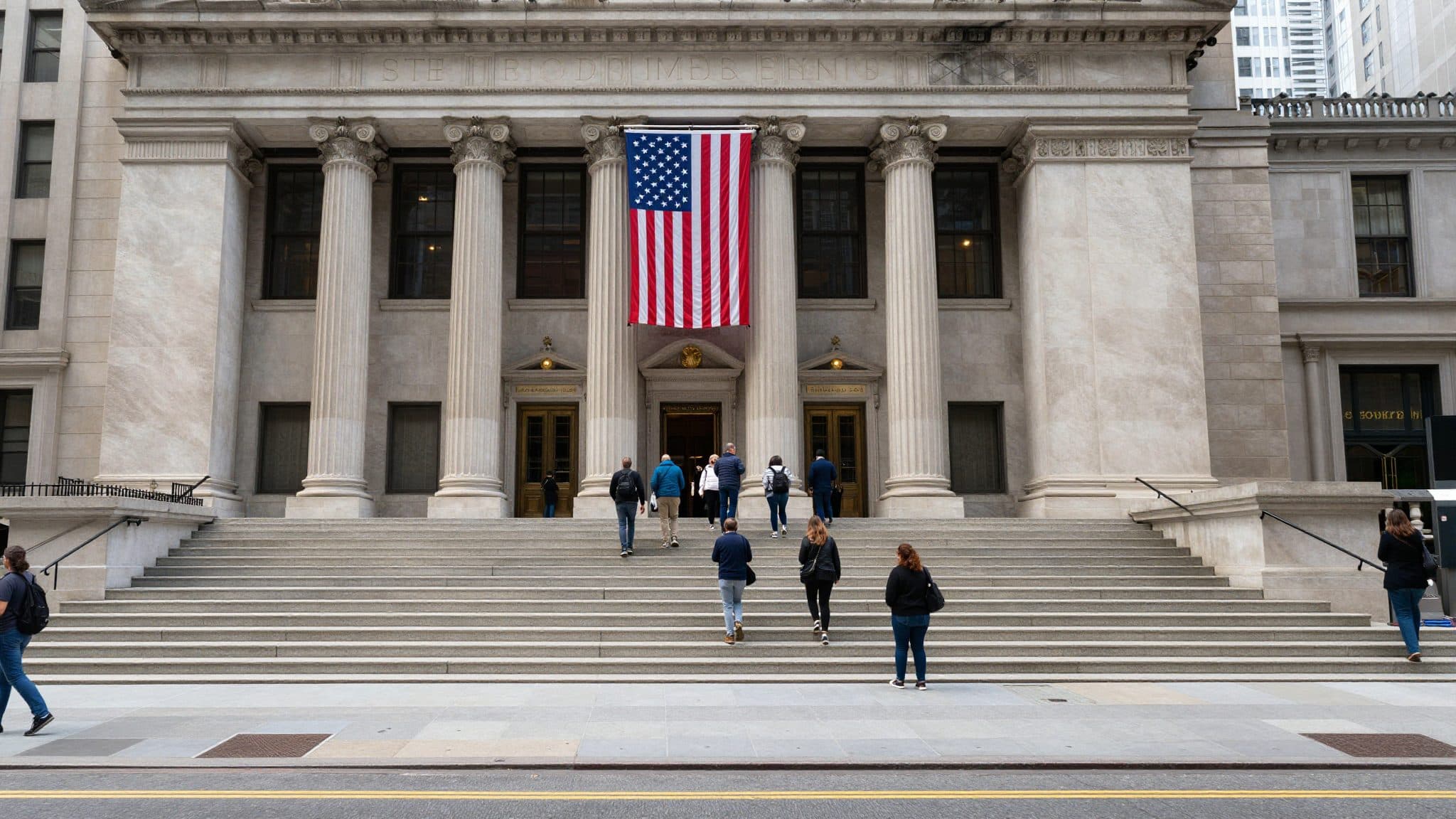 30 años de prisión para Guo Wengui: un tribunal de Nueva York condena al magnate inmobiliario chino por fraude