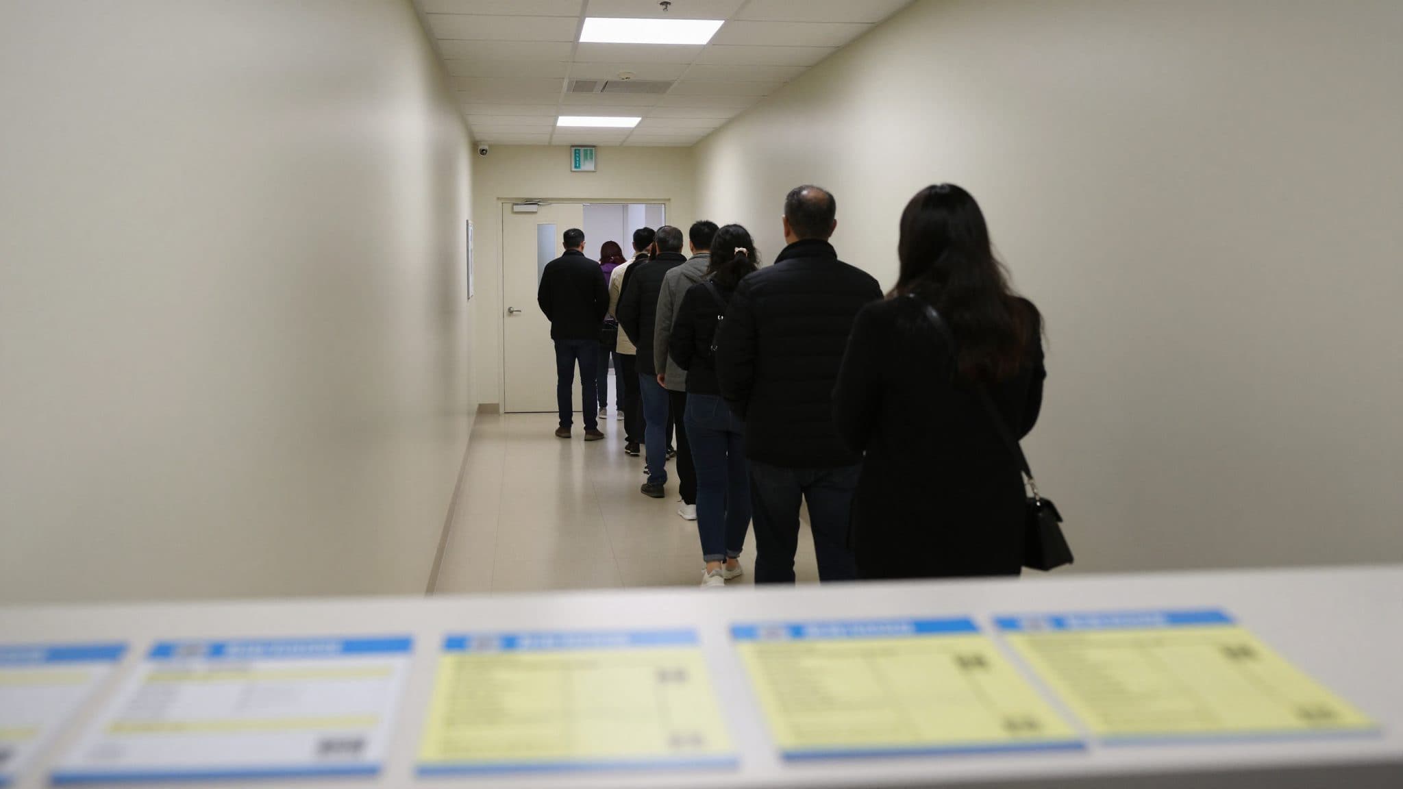 La coalición acuerda endurecer las reglas de baja médica: críticas de médicos, sindicatos y políticos cercanos al SPD