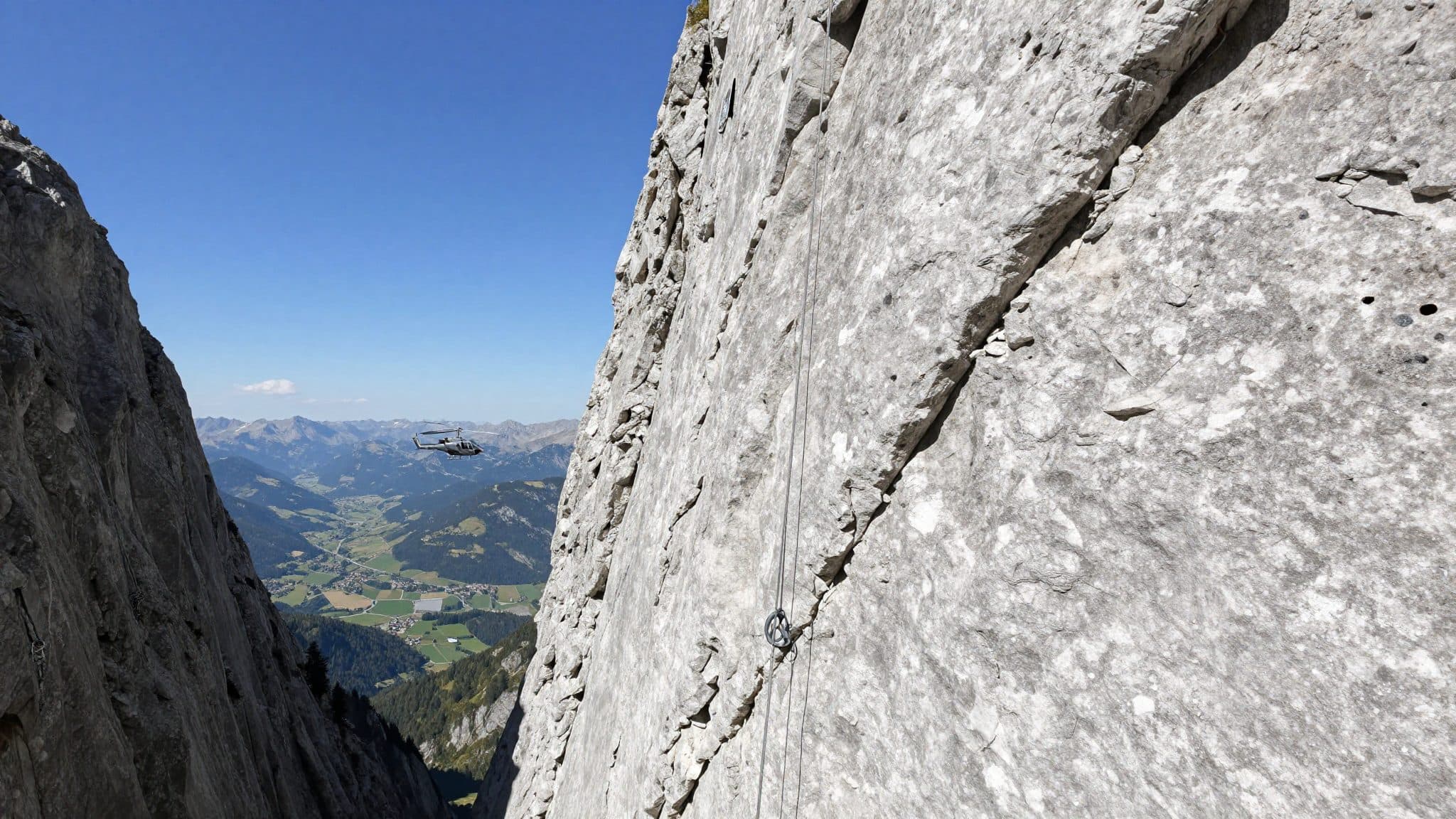 Golpe de calor en una vía ferrata en el Tirol Oriental: una alemana de 44 años rescatada en helicóptero