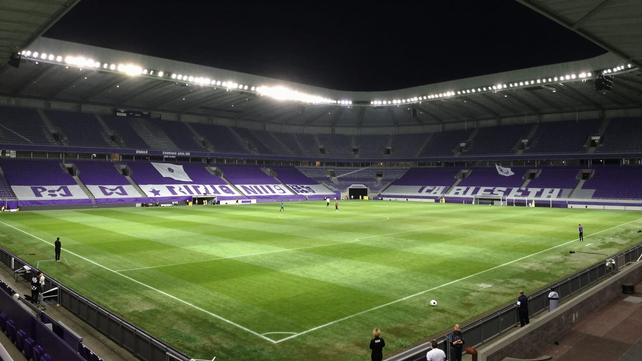 Austria Wien celebra su primera victoria de la temporada contra Hartberg