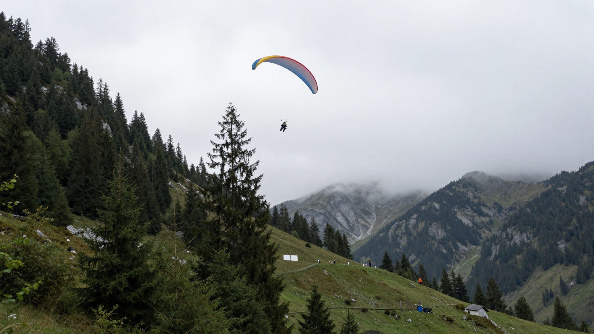 Accidente de parapente en el Stubaital: una alemana muere en Tirol