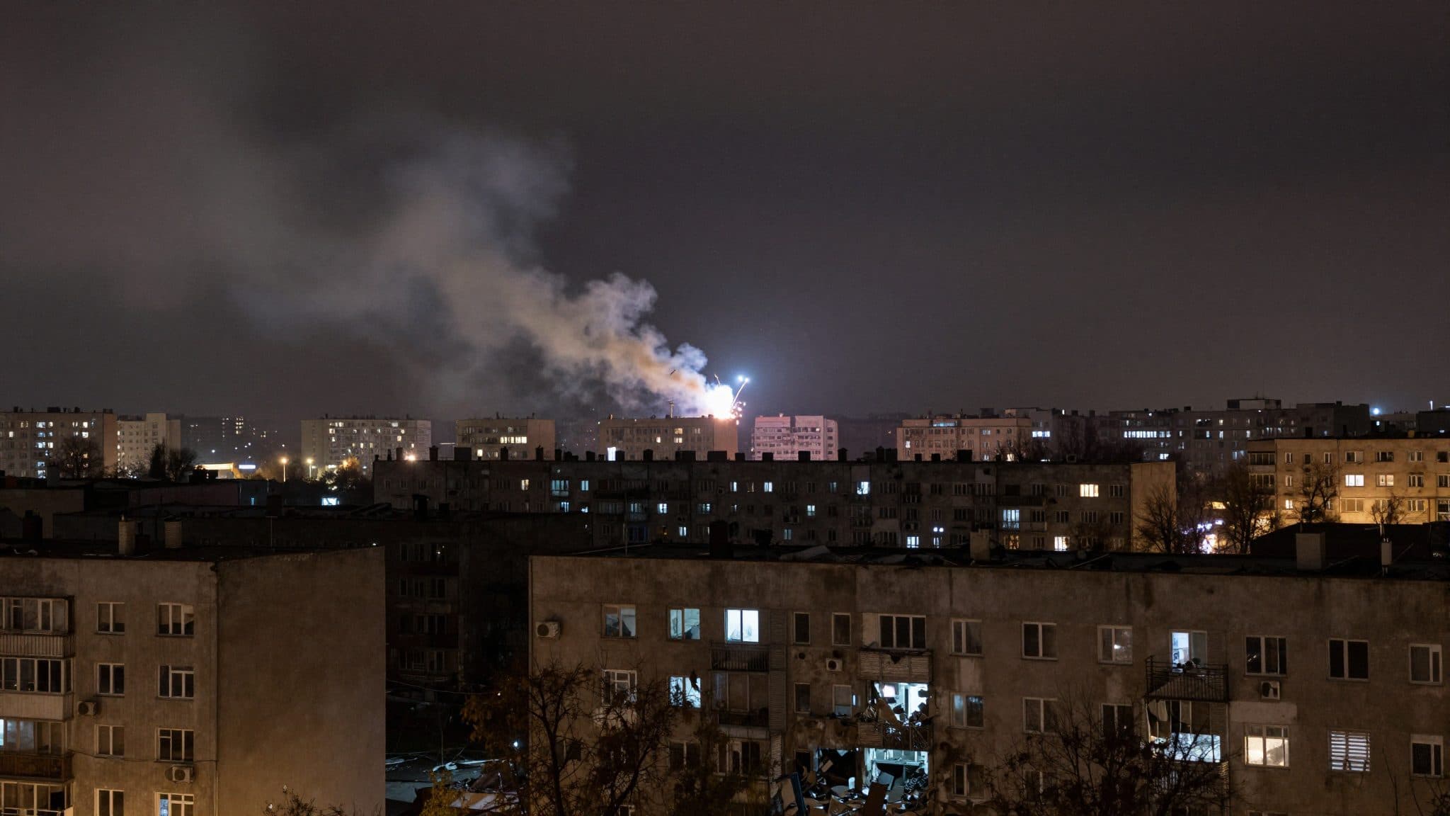 Rusia ataca Kiev con decenas de misiles balísticos – al menos un muerto